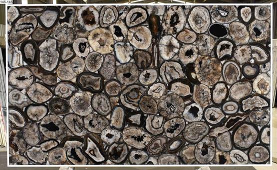 AGATE BLACK  JUMBO