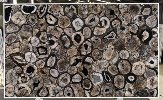 AGATE BLACK  JUMBO