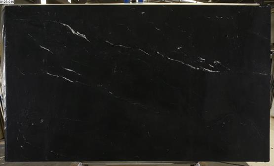 DIAMOND BLACK