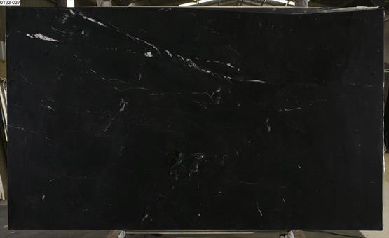 DIAMOND BLACK