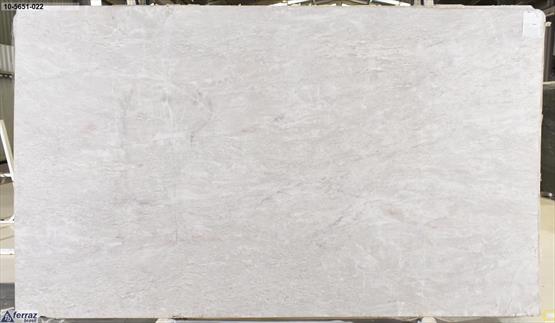 VELVET WHITE